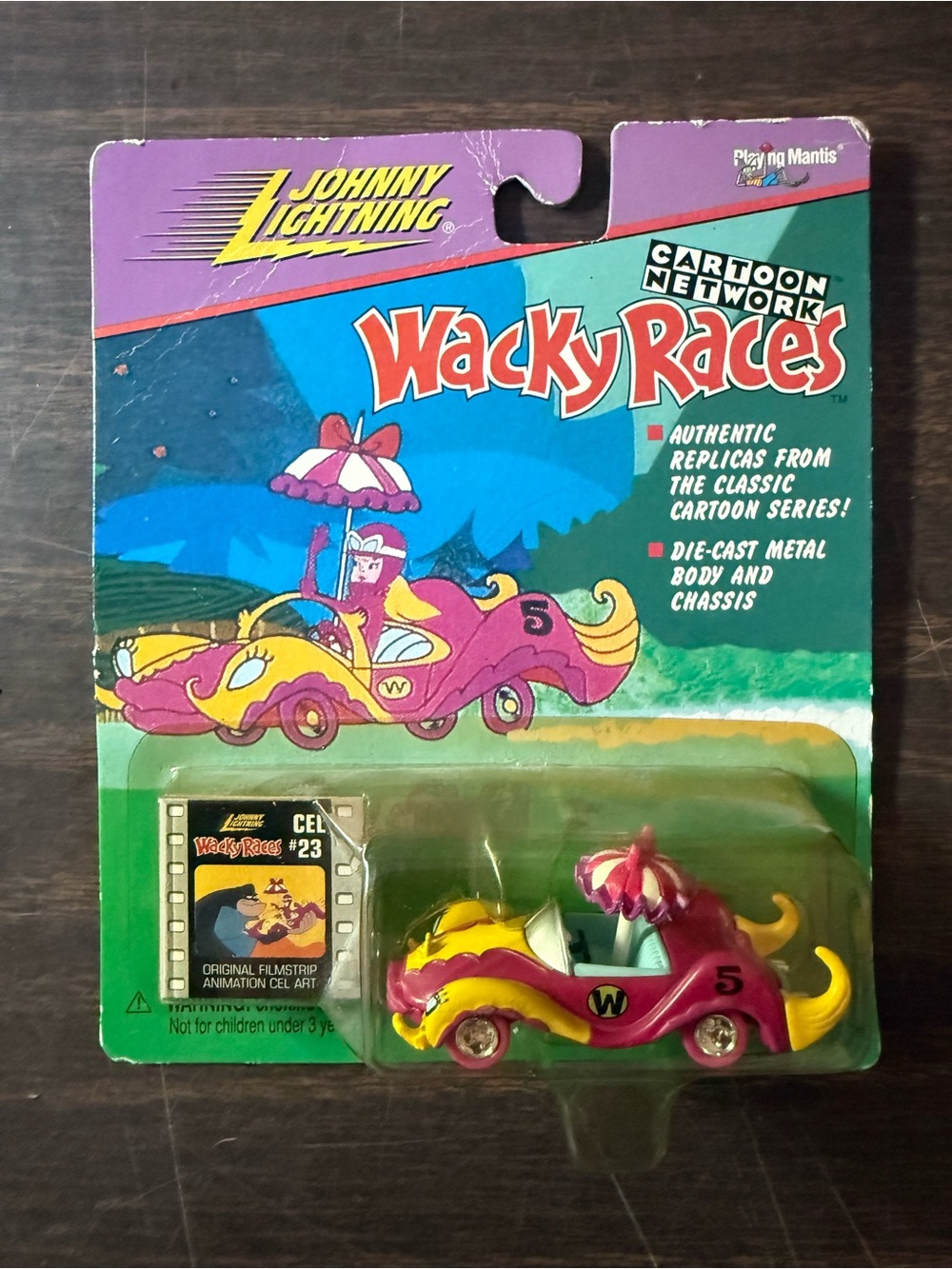 Johnny Lightning Wacky Races Penelope Pitstop's Compact Pussycat 1998 Cell # 23